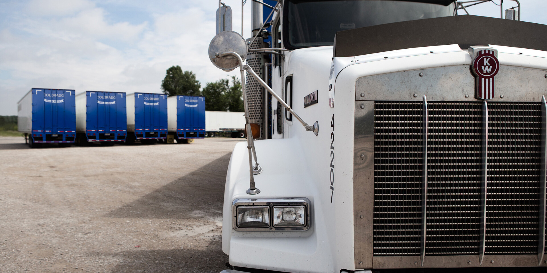 dry van trailer rentals