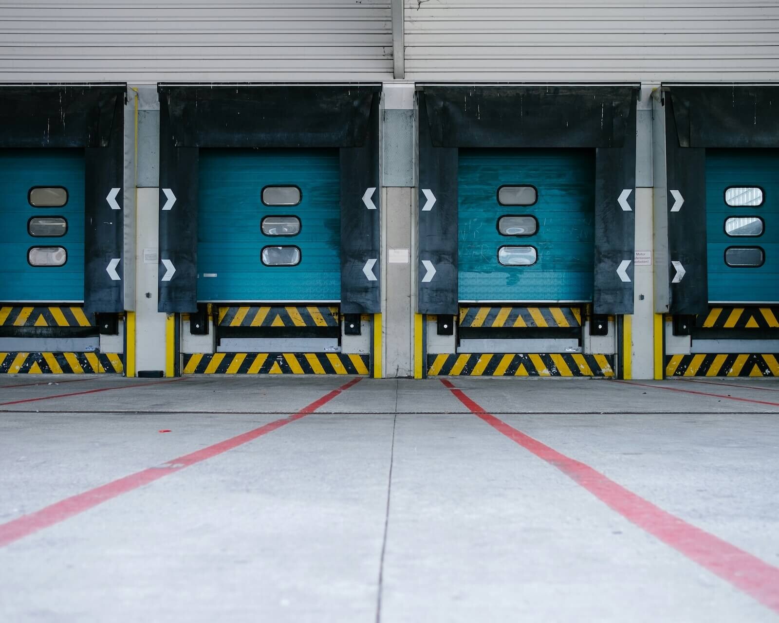 loading dock at fixed warehouse
