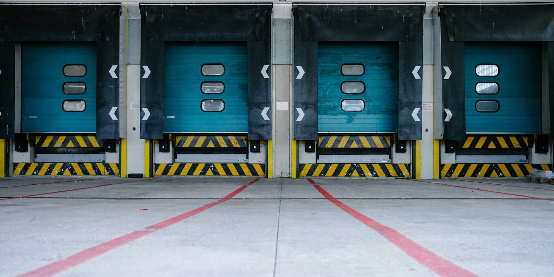 loading dock at fixed warehouse